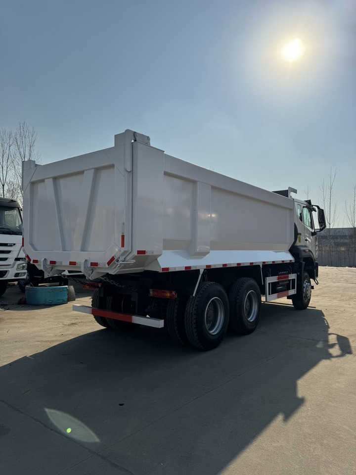 SINOTRUK HOWO NX371 6X4 - Sklápěč: obrázek 3 SINOTRUK HOWO NX371 6X4 - Sklápěč: obrázek 3
