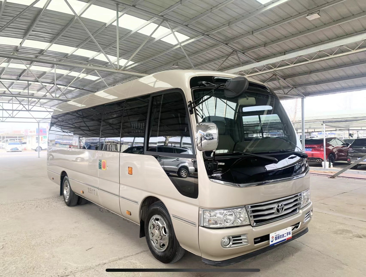 TOYOTA CLICK HERE FOR DISCOUNT - Městský autobus: obrázek 2 TOYOTA CLICK HERE FOR DISCOUNT - Městský autobus: obrázek 2