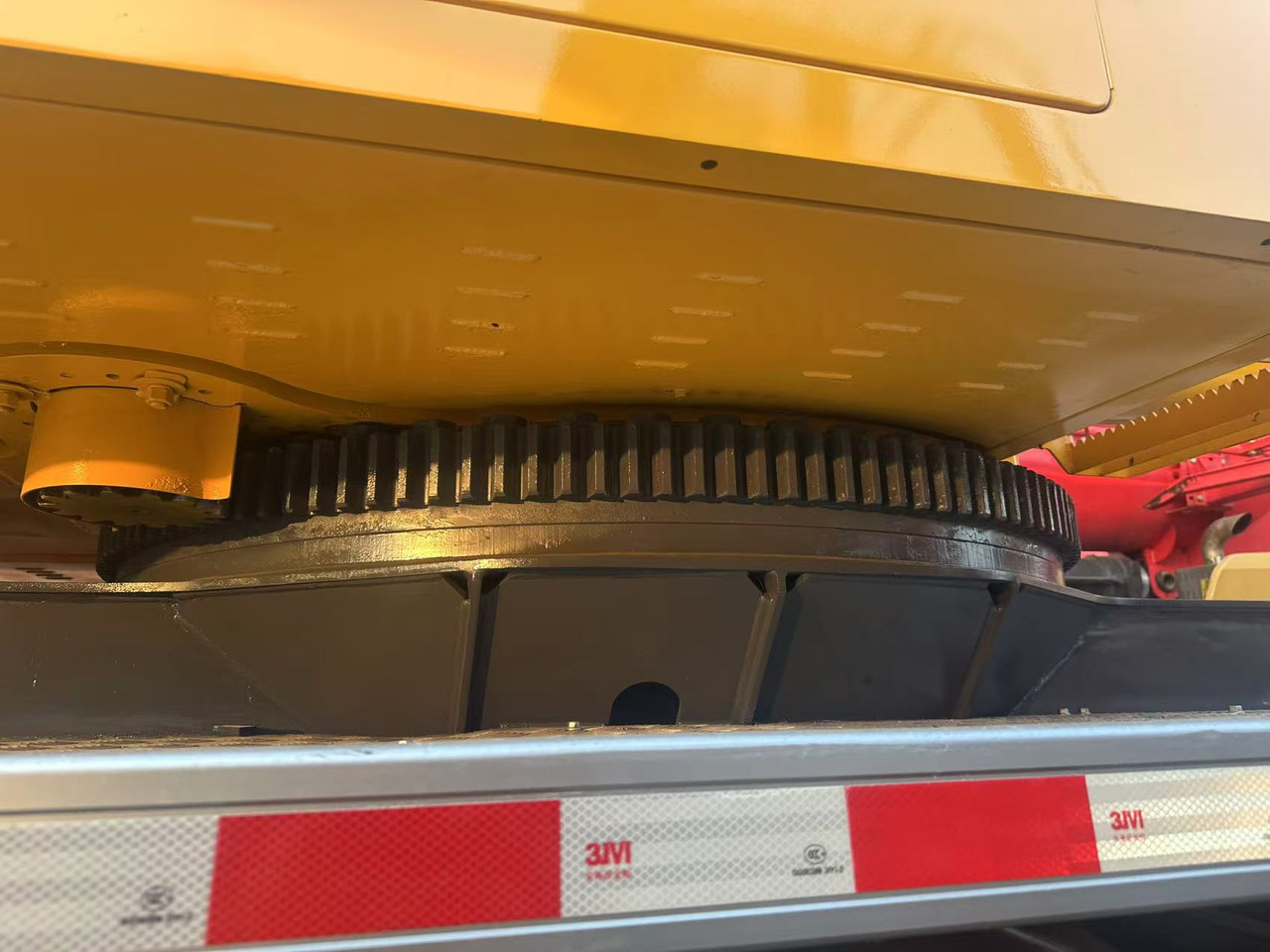 XCMG Crane QY85K CLICK HERE FOR DISCOUNT - Jeřáb: obrázek 3 XCMG Crane QY85K CLICK HERE FOR DISCOUNT - Jeřáb: obrázek 3