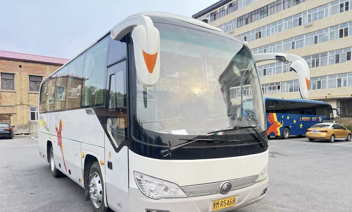 Yutong Coach 32 Seats Good Condition Click for Discount - Turistický autobus: obrázek 1 Yutong Coach 32 Seats Good Condition Click for Discount - Turistický autobus: obrázek 1