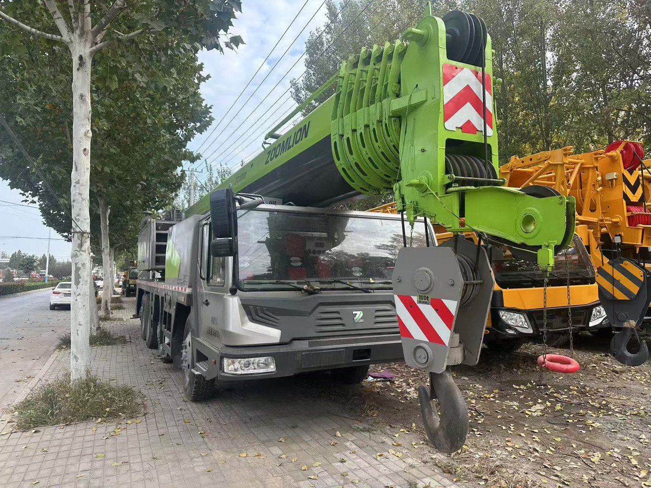 ZOOMLION Crane 100 Ton Click Here for Discount - Univerzální autojeřáb: obrázek 3 ZOOMLION Crane 100 Ton Click Here for Discount - Univerzální autojeřáb: obrázek 3