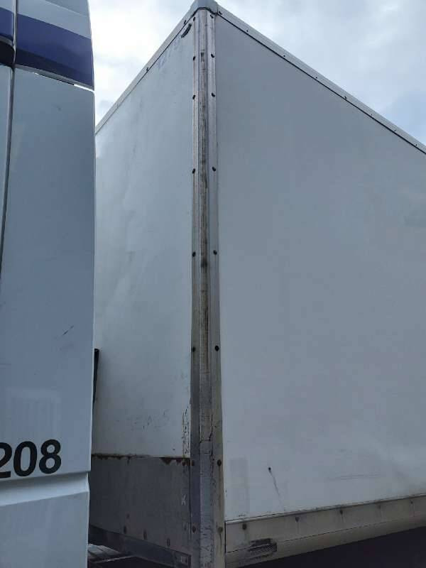 Semi-remorque 3 Essieux 34 TONNES 2 PORTES AR - Skříňový návěs: obrázek 3 Semi-remorque 3 Essieux 34 TONNES 2 PORTES AR - Skříňový návěs: obrázek 3