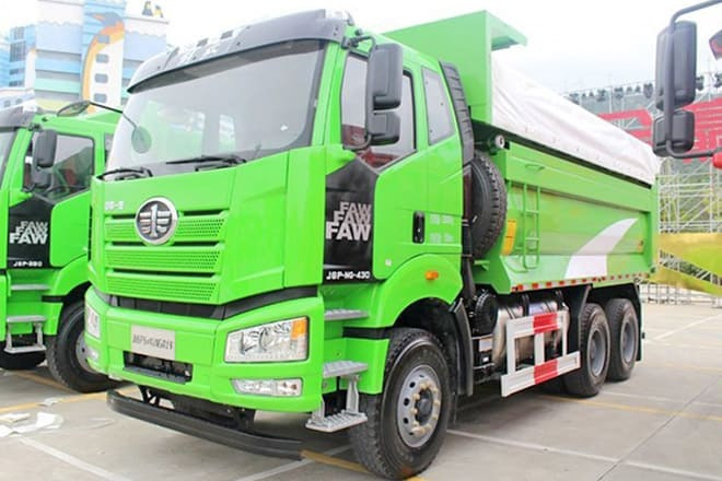 FAW Faw J6P Dump Truck for Sale in Togo - Sklápěč: obrázek 1 FAW Faw J6P Dump Truck for Sale in Togo - Sklápěč: obrázek 1