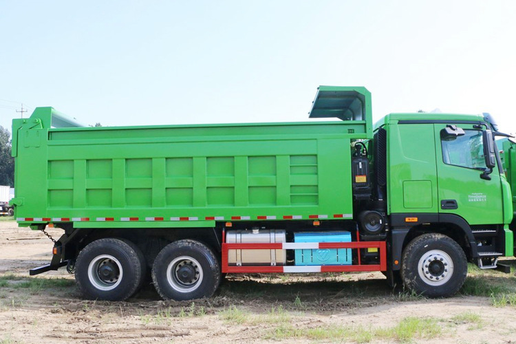 FOTON Foton 6x4 10 Wheeler Dump Truck for Sale in Jamaica - Sklápěč: obrázek 3 FOTON Foton 6x4 10 Wheeler Dump Truck for Sale in Jamaica - Sklápěč: obrázek 3