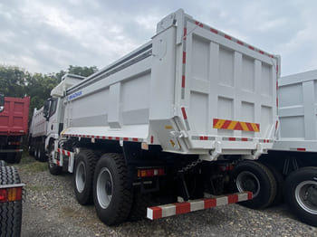 SHACMAN Shacman Tipper Truck for Sale in Jamaica - Nákladní auto: obrázek 4 SHACMAN Shacman Tipper Truck for Sale in Jamaica - Nákladní auto: obrázek 4