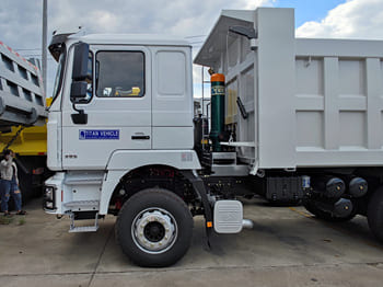 SHACMAN Shacman Truck F3000 for Sale in Ghana - Nákladní auto: obrázek 4 SHACMAN Shacman Truck F3000 for Sale in Ghana - Nákladní auto: obrázek 4