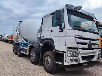 SINOTRUK Concrete Truck for Sale in Mali - Nákladní auto: obrázek 1 SINOTRUK Concrete Truck for Sale in Mali - Nákladní auto: obrázek 1
