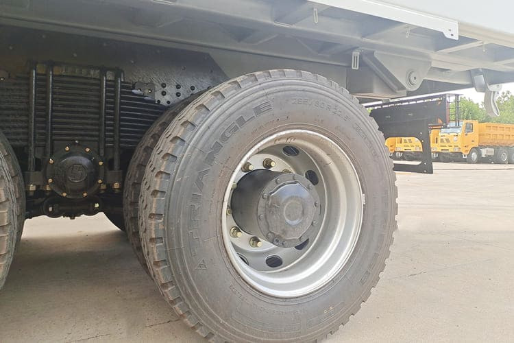 SHACMAN Shacman Trucks for Sale in Ghana - Sklápěč: obrázek 5 SHACMAN Shacman Trucks for Sale in Ghana - Sklápěč: obrázek 5