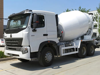SINOTRUK Concrete Mixer Truck for Sale in Ghana - Autodomíchávač: obrázek 1 SINOTRUK Concrete Mixer Truck for Sale in Ghana - Autodomíchávač: obrázek 1