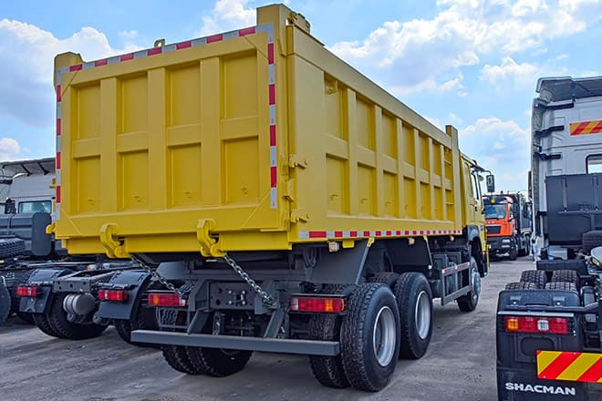 SINOTRUK Howo 400 10 Wheeler Tipper Truck for Sale in Côte d'Ivoire - Sklápěč: obrázek 2 SINOTRUK Howo 400 10 Wheeler Tipper Truck for Sale in Côte d'Ivoire - Sklápěč: obrázek 2
