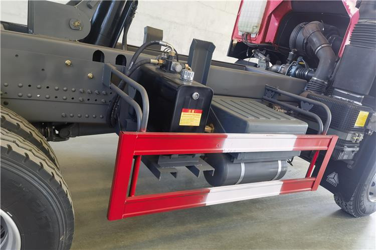 SINOTRUK Second Hand Howo Dump Truck 6x4 Price In Zambia - Sklápěč: obrázek 2 SINOTRUK Second Hand Howo Dump Truck 6x4 Price In Zambia - Sklápěč: obrázek 2