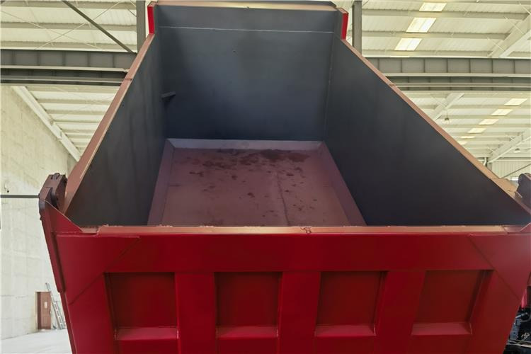 SINOTRUK Second Hand Howo Dump Truck 6x4 Price In Zambia - Sklápěč: obrázek 5 SINOTRUK Second Hand Howo Dump Truck 6x4 Price In Zambia - Sklápěč: obrázek 5