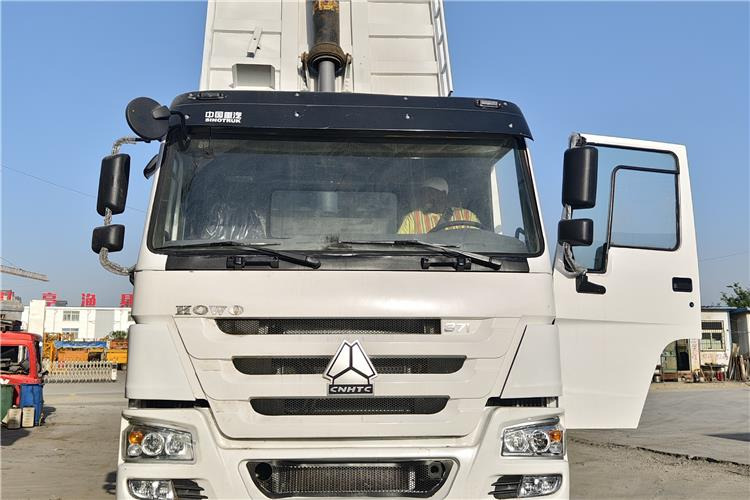SINOTRUK Used Howo 371 Dump Truck 8x4 for Sale In Ghana - Sklápěč: obrázek 3 SINOTRUK Used Howo 371 Dump Truck 8x4 for Sale In Ghana - Sklápěč: obrázek 3