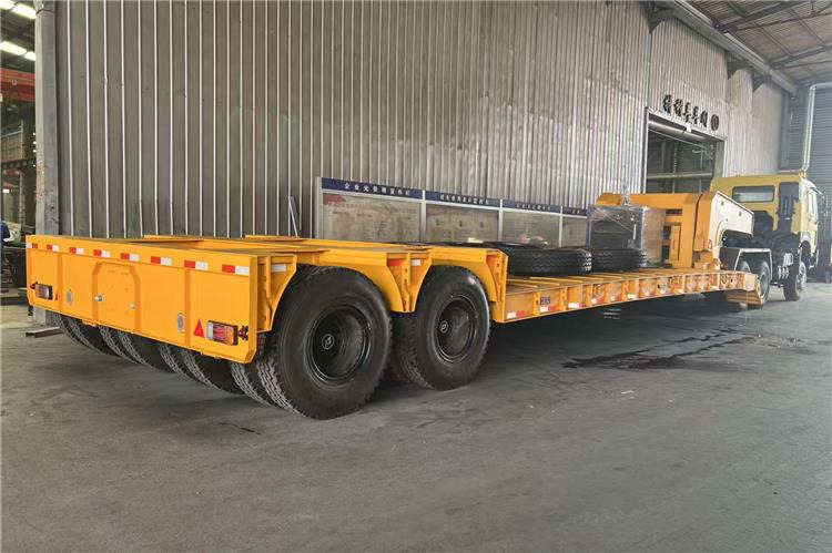 TITAN 2 Axle Detachable Gooseneck Trailer for Sale In Jamaica - Podvalníkový návěs: obrázek 3 TITAN 2 Axle Detachable Gooseneck Trailer for Sale In Jamaica - Podvalníkový návěs: obrázek 3