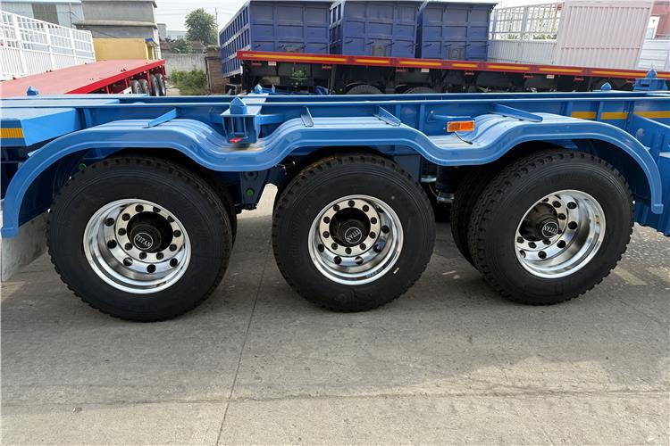 TITAN 3 Axle 40 foot Container Trailer for Sale In Senegal - Návěs-podvozek: obrázek 3 TITAN 3 Axle 40 foot Container Trailer for Sale In Senegal - Návěs-podvozek: obrázek 3