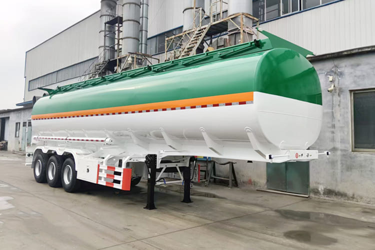 TITAN 3 Axle 40000 Liters Diesel Fuel Tanker Trailer for Sale - Cisternový návěs: obrázek 1 TITAN 3 Axle 40000 Liters Diesel Fuel Tanker Trailer for Sale - Cisternový návěs: obrázek 1