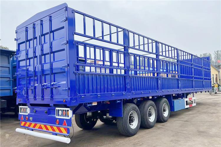 TITAN 3 Axle Cargo Fence Trailer with Air Suspension Transport Animal - Návěs na přepravu zvířat: obrázek 1 TITAN 3 Axle Cargo Fence Trailer with Air Suspension Transport Animal - Návěs na přepravu zvířat: obrázek 1