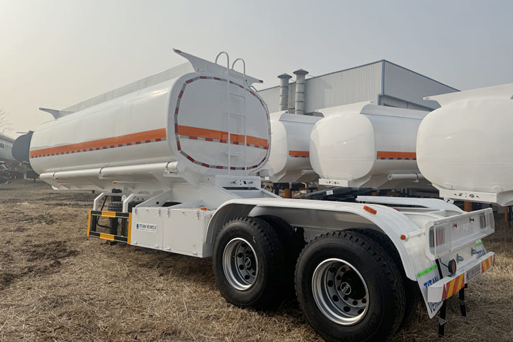 TITAN Fuel Tanker Superlink Trailer for Sale - Cisternový návěs: obrázek 3 TITAN Fuel Tanker Superlink Trailer for Sale - Cisternový návěs: obrázek 3