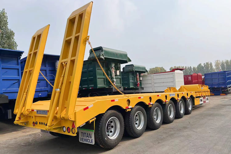 TITAN Hydraulic Low Bed Trailer for Sale in Kenya - Podvalníkový návěs: obrázek 2 TITAN Hydraulic Low Bed Trailer for Sale in Kenya - Podvalníkový návěs: obrázek 2