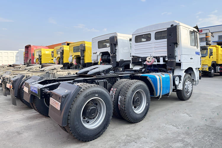 SHACMAN F3000 Shacman Truck Tractor for Sale in Nigeria - Tahač: obrázek 3 SHACMAN F3000 Shacman Truck Tractor for Sale in Nigeria - Tahač: obrázek 3