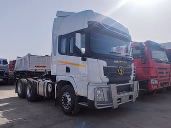 SHACMAN Shacman Trailer Truck for Sale in Sierra Leone - Tahač: obrázek 1 SHACMAN Shacman Trailer Truck for Sale in Sierra Leone - Tahač: obrázek 1