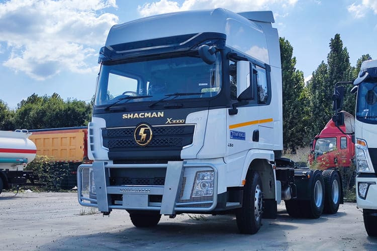 SHACMAN Shacman X3000 Truck Tractor Price for Sale in Jamaica - Tahač: obrázek 1 SHACMAN Shacman X3000 Truck Tractor Price for Sale in Jamaica - Tahač: obrázek 1