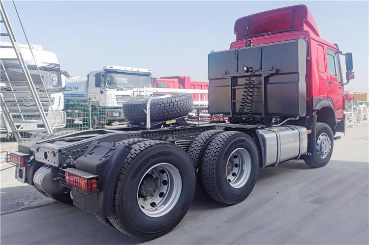 SINOTRUK Howo 6x4 Truck Price 380 HP Tractor Head for Sale In Zambia - Tahač: obrázek 2 SINOTRUK Howo 6x4 Truck Price 380 HP Tractor Head for Sale In Zambia - Tahač: obrázek 2