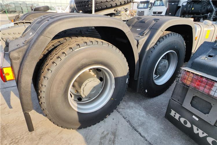 SINOTRUK Sitrak T7H 430HP Truck Head Price for Sale In Zimbabwe Harare - Tahač: obrázek 5 SINOTRUK Sitrak T7H 430HP Truck Head Price for Sale In Zimbabwe Harare - Tahač: obrázek 5