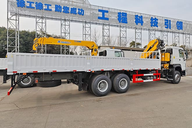 XCMG Folding Boom Truck Crane for Sale in Mexico - Auto s hydraulickou rukou: obrázek 1 XCMG Folding Boom Truck Crane for Sale in Mexico - Auto s hydraulickou rukou: obrázek 1