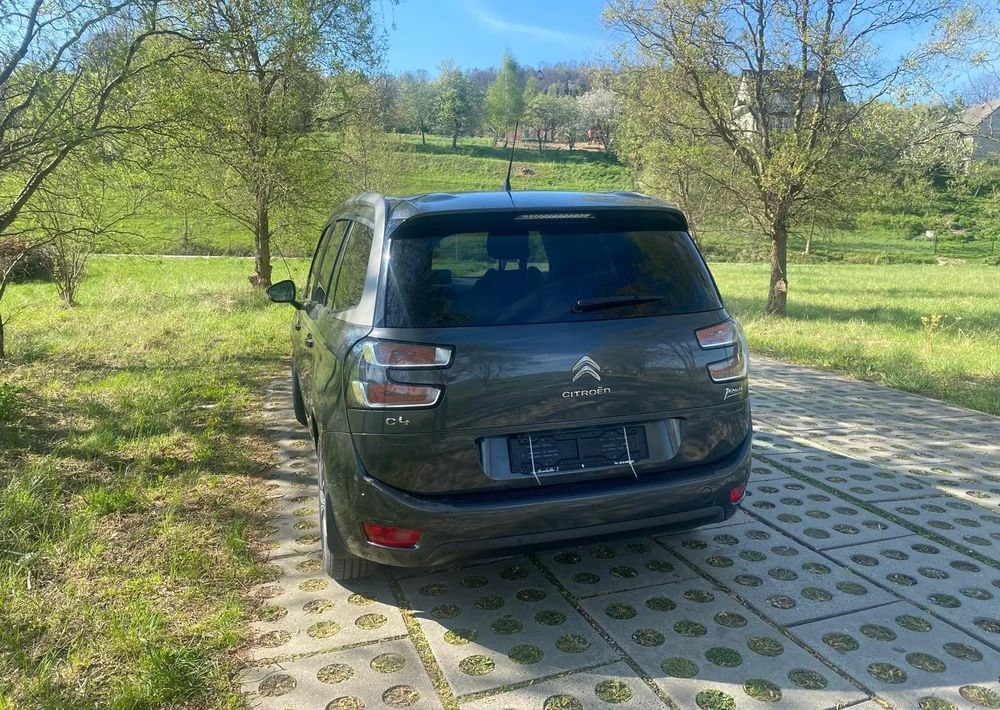 Citroën C4 Grand Picasso BlueHDi 120 EAT6 Selection - Minibus, Mikrobus: obrázek 3 Citroën C4 Grand Picasso BlueHDi 120 EAT6 Selection - Minibus, Mikrobus: obrázek 3