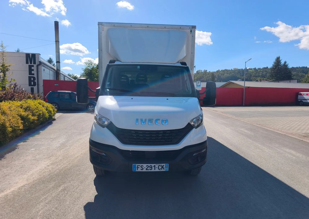 Iveco DAILY 70C18 KONTENER 5,5M obsługa silnika nowy rozrząd - Dodávka skřín: obrázek 3 Iveco DAILY 70C18 KONTENER 5,5M obsługa silnika nowy rozrząd - Dodávka skřín: obrázek 3