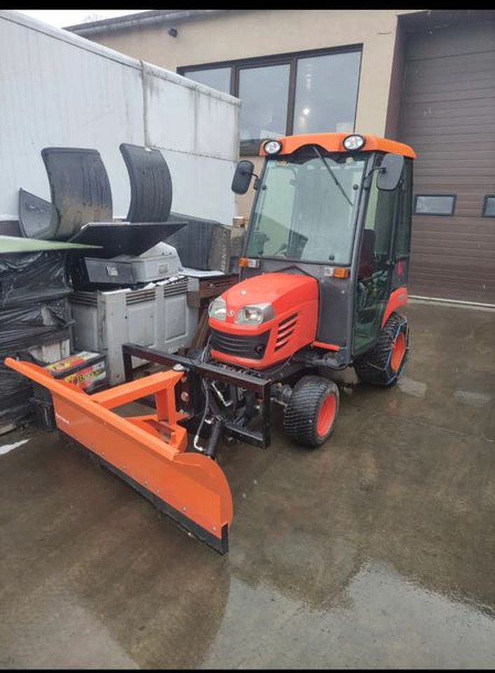 Kubota BX350 4x4 Traktorek komunalny kosiarka pług piaskarka pełen osprzęt - Komunální traktor: obrázek 5 Kubota BX350 4x4 Traktorek komunalny kosiarka pług piaskarka pełen osprzęt - Komunální traktor: obrázek 5