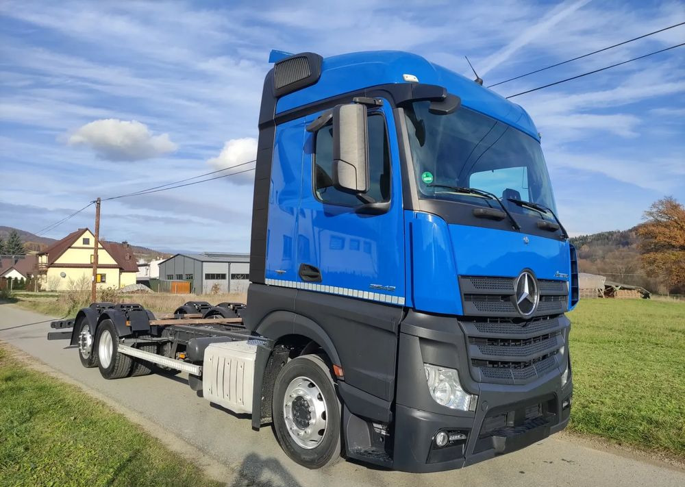 Mercedes-Benz ACTROS 2642 low deck ramo do zabudowy - Podvozek s kabinou: obrázek 5 Mercedes-Benz ACTROS 2642 low deck ramo do zabudowy - Podvozek s kabinou: obrázek 5