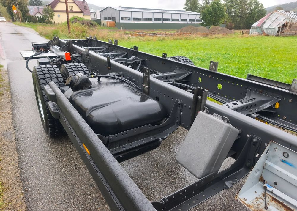 Mercedes-Benz Atego 1624 rama do zabudowy - Podvozek s kabinou: obrázek 4 Mercedes-Benz Atego 1624 rama do zabudowy - Podvozek s kabinou: obrázek 4