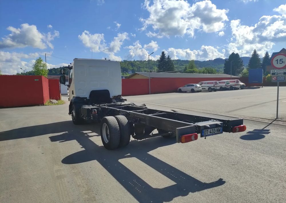 Renault Gama D 210 rama do zabudowy poduszka klima - Podvozek s kabinou: obrázek 3 Renault Gama D 210 rama do zabudowy poduszka klima - Podvozek s kabinou: obrázek 3