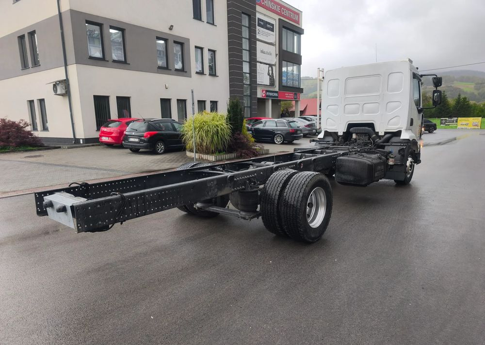 Renault Midlum 220.14 220.16 rama do zabudowy poduszka - Podvozek s kabinou: obrázek 3 Renault Midlum 220.14 220.16 rama do zabudowy poduszka - Podvozek s kabinou: obrázek 3