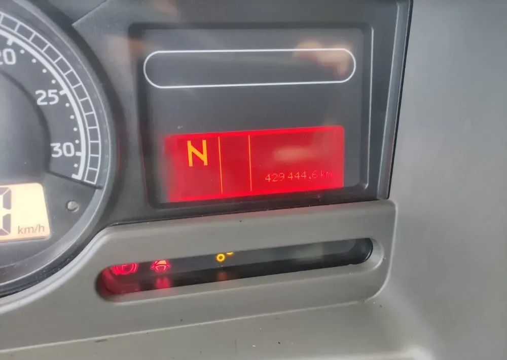 Renault Premium 26.380 Dxi 6x2 rama do zabudowy - Podvozek s kabinou: obrázek 5 Renault Premium 26.380 Dxi 6x2 rama do zabudowy - Podvozek s kabinou: obrázek 5