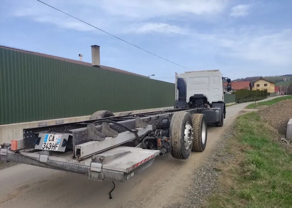 Renault Premium 26.380 Dxi  6x2 rama do zabudowy - Podvozek s kabinou: obrázek 3 Renault Premium 26.380 Dxi  6x2 rama do zabudowy - Podvozek s kabinou: obrázek 3
