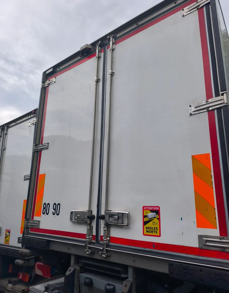 Scania P 280 chłodnia izoterma 22 palet poduszka - Chladírenský nákladní automobil: obrázek 5 Scania P 280 chłodnia izoterma 22 palet poduszka - Chladírenský nákladní automobil: obrázek 5