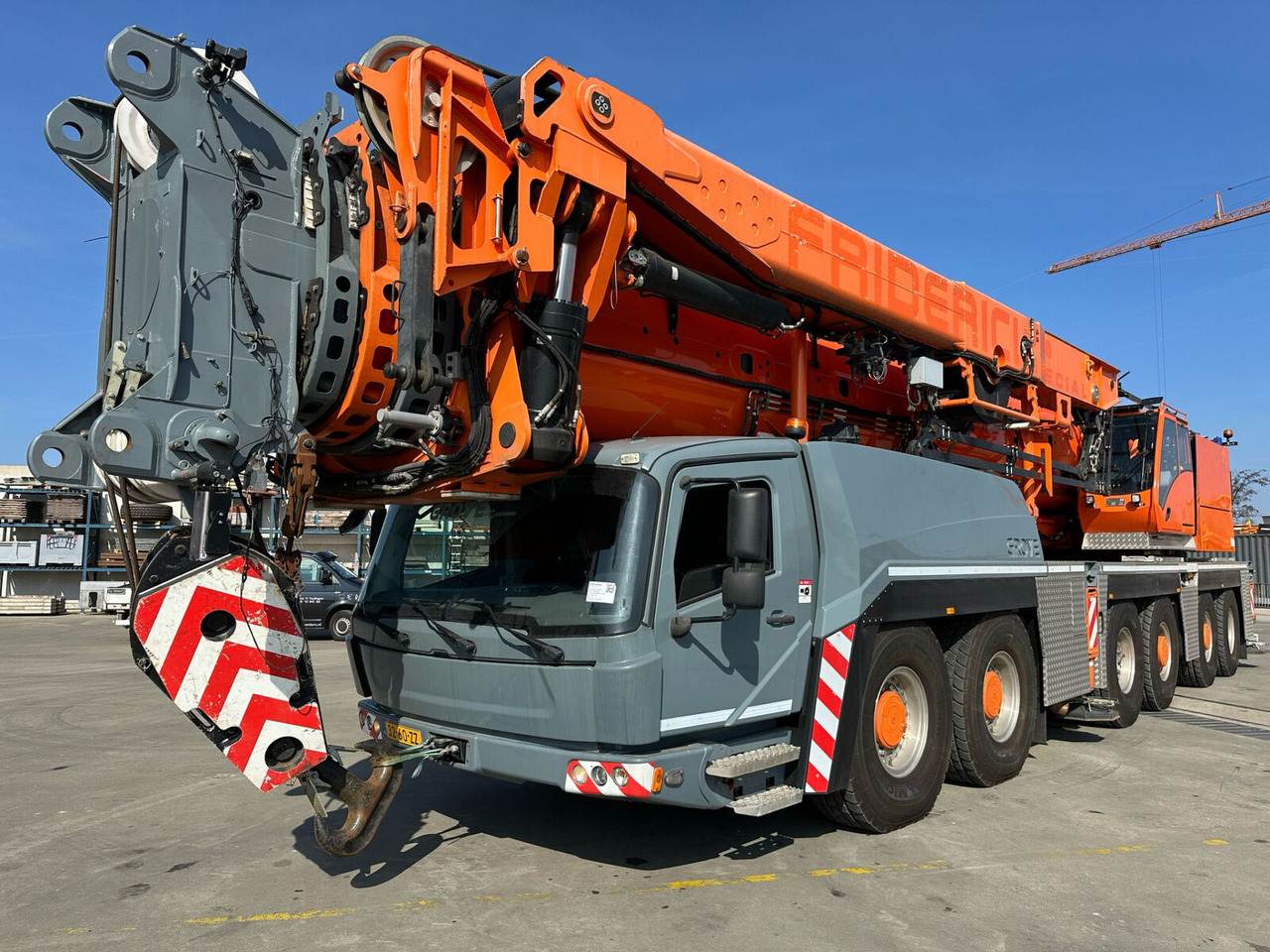 Grove Grove GMK 6400 - Autojeřáb: obrázek 1 Grove Grove GMK 6400 - Autojeřáb: obrázek 1