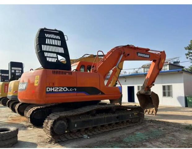 2019 Doosan DH220-7 - Pásové rýpadlo: obrázek 1 2019 Doosan DH220-7 - Pásové rýpadlo: obrázek 1