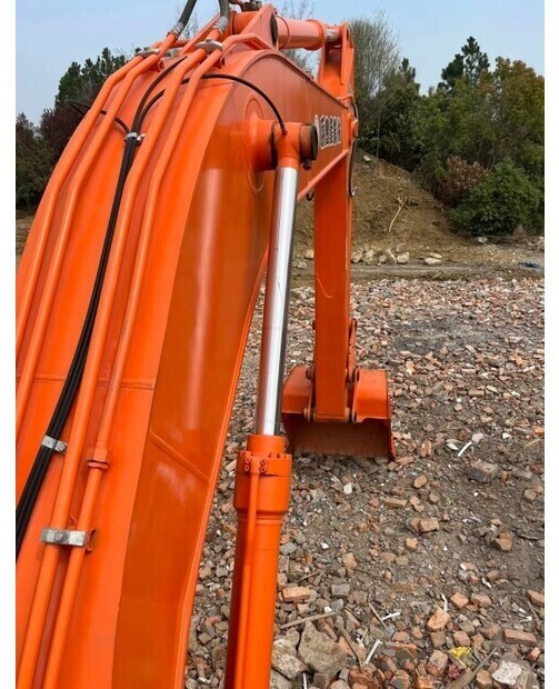 2023 Hitachi ZX240-3 - Pásové rýpadlo: obrázek 3 2023 Hitachi ZX240-3 - Pásové rýpadlo: obrázek 3