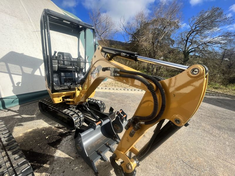 CATERPILLAR 301.C - Mini rýpadlo: obrázek 2 CATERPILLAR 301.C - Mini rýpadlo: obrázek 2