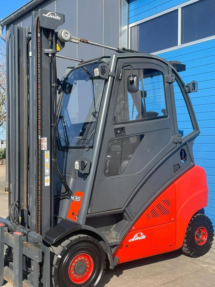 Linde H 35 T - 4745 h - Seitenschieber neu - - Plynový vysokozdvižný vozík: obrázek 1 Linde H 35 T - 4745 h - Seitenschieber neu - - Plynový vysokozdvižný vozík: obrázek 1