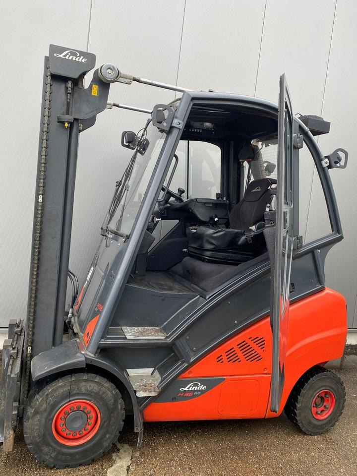 Linde Linde H 35 T - 6.012 h - Seitenschieber - - Plynový vysokozdvižný vozík: obrázek 2 Linde Linde H 35 T - 6.012 h - Seitenschieber - - Plynový vysokozdvižný vozík: obrázek 2