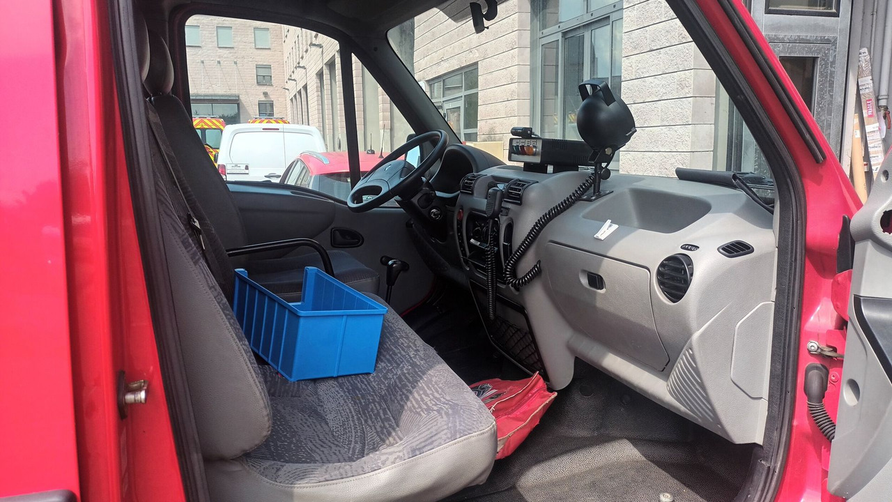 A vendre RENAULT MASTER. - Furgon, Dodávka s dvojitou kabinou: obrázek 2 A vendre RENAULT MASTER. - Furgon, Dodávka s dvojitou kabinou: obrázek 2