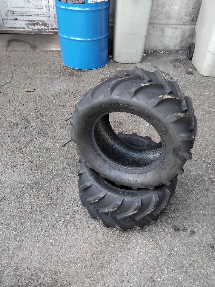 Lot de 2 pneus crantés 23x10 50-12 - Pneumatiky: obrázek 1 Lot de 2 pneus crantés 23x10 50-12 - Pneumatiky: obrázek 1