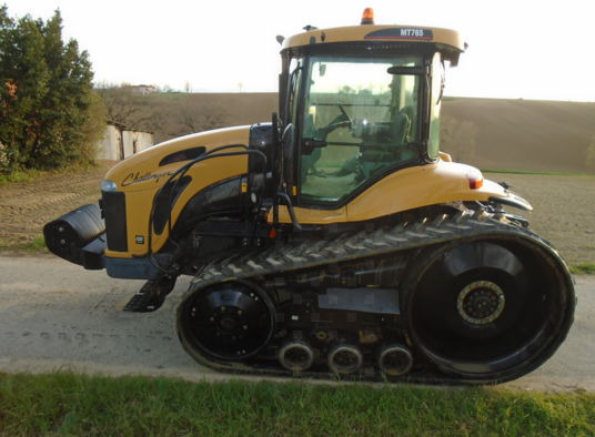 Challenger MT765B - Pásový traktor: obrázek 1 Challenger MT765B - Pásový traktor: obrázek 1