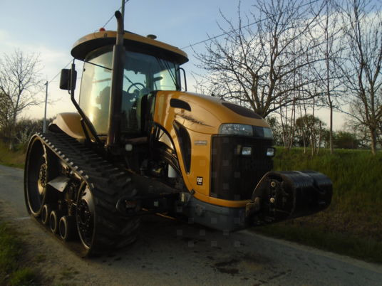 Challenger MT765B - Pásový traktor: obrázek 3 Challenger MT765B - Pásový traktor: obrázek 3