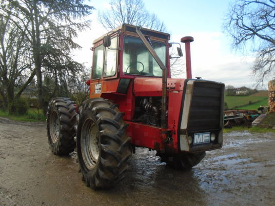 Massey Ferguson 1200 - Traktor: obrázek 4 Massey Ferguson 1200 - Traktor: obrázek 4